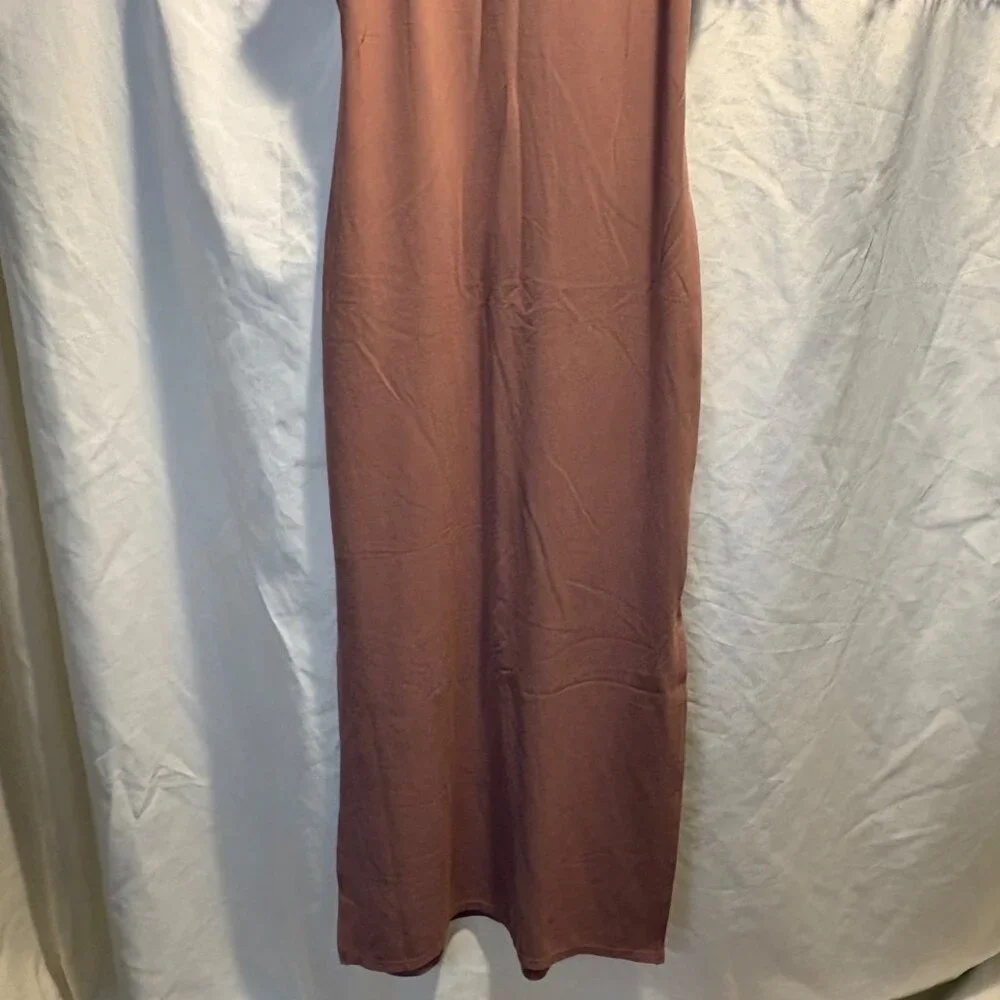 Like New Lululemon Get Going Midi Dress Red Dust Nulu Racerback Tank Size 4 S - Picture 4 of 15